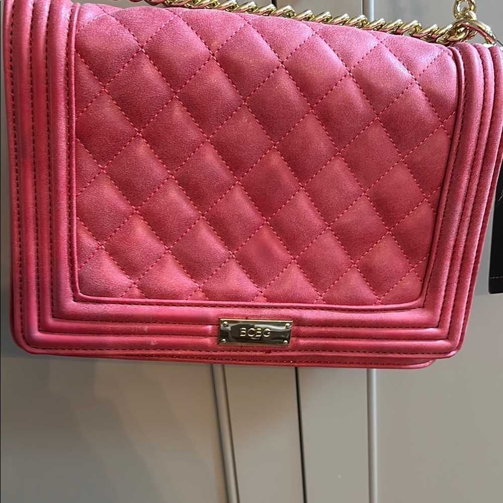 NWT $168 BCBG Paris Cardinal Quilted Shoulder Bag - Picture 3 of 12